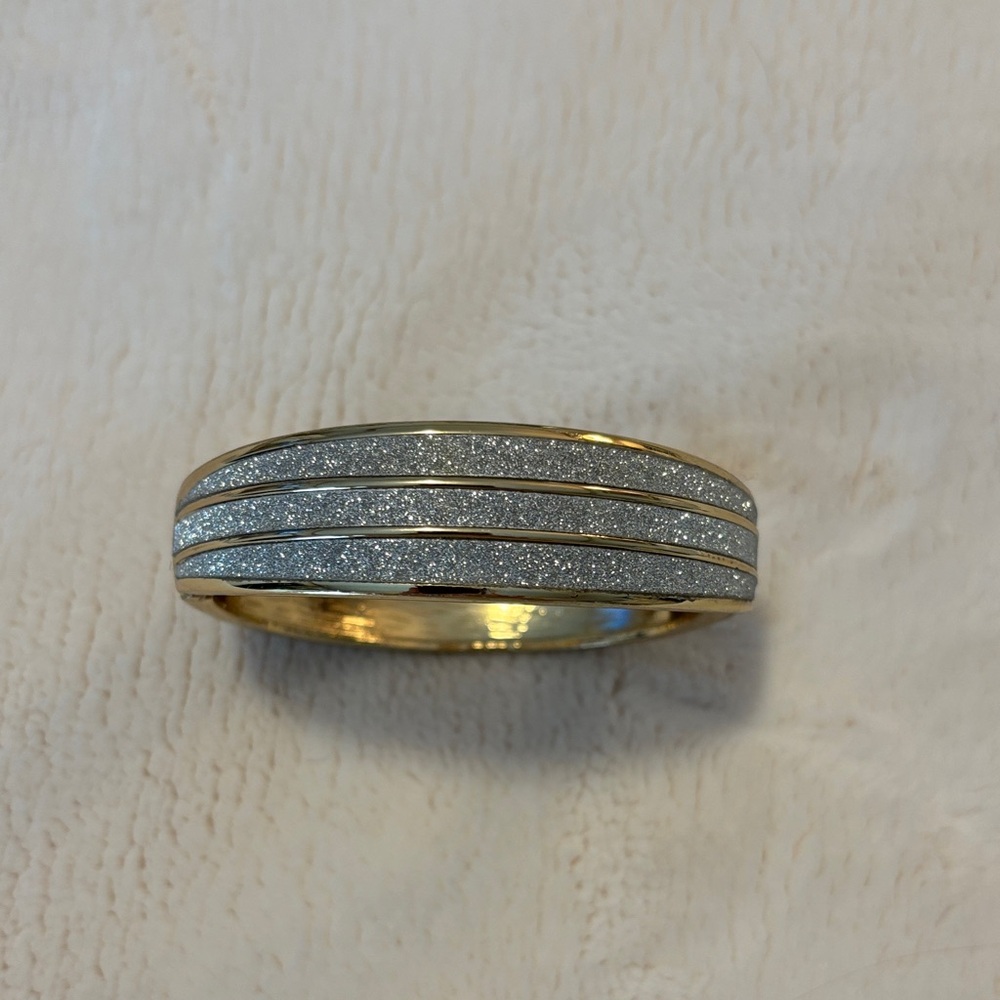 Elegant Gold and Silver Women's Bracelet